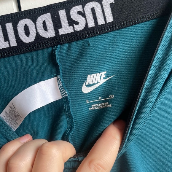 Nike leggings - Picture 5 of 7